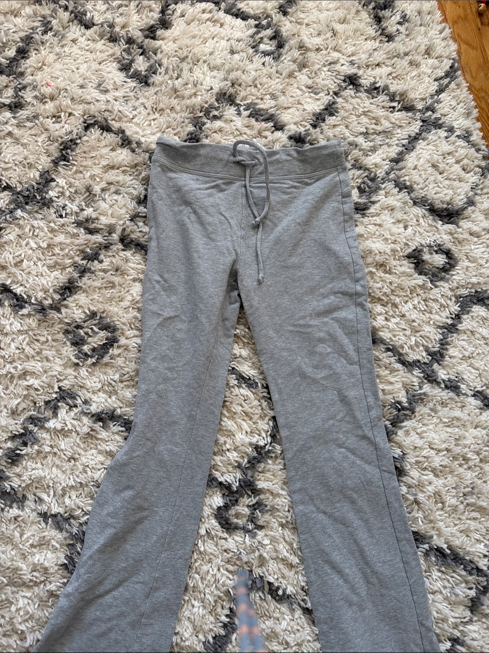 ALO Yoga Gray Drawstring Knit Joggers